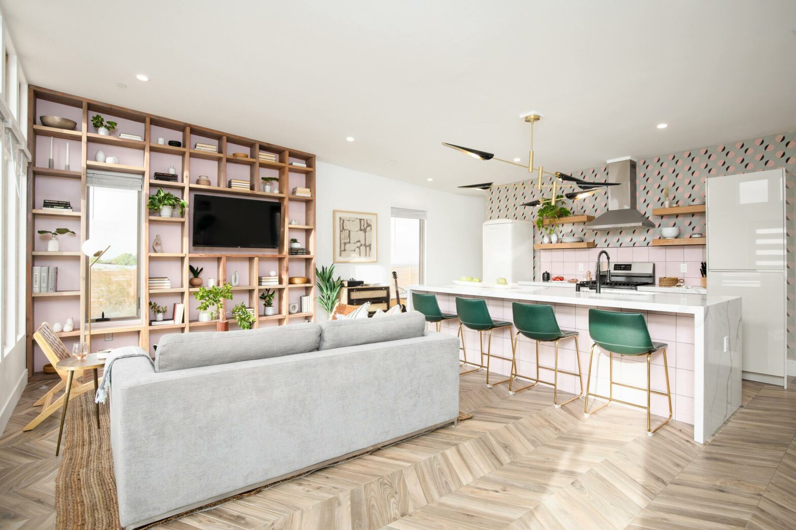 vacation rental interior design by AvantStay