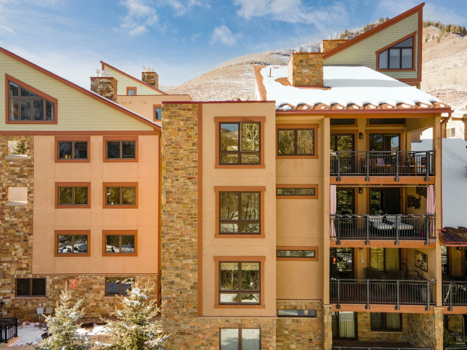 AvantStay Lions Ridge Vail condo