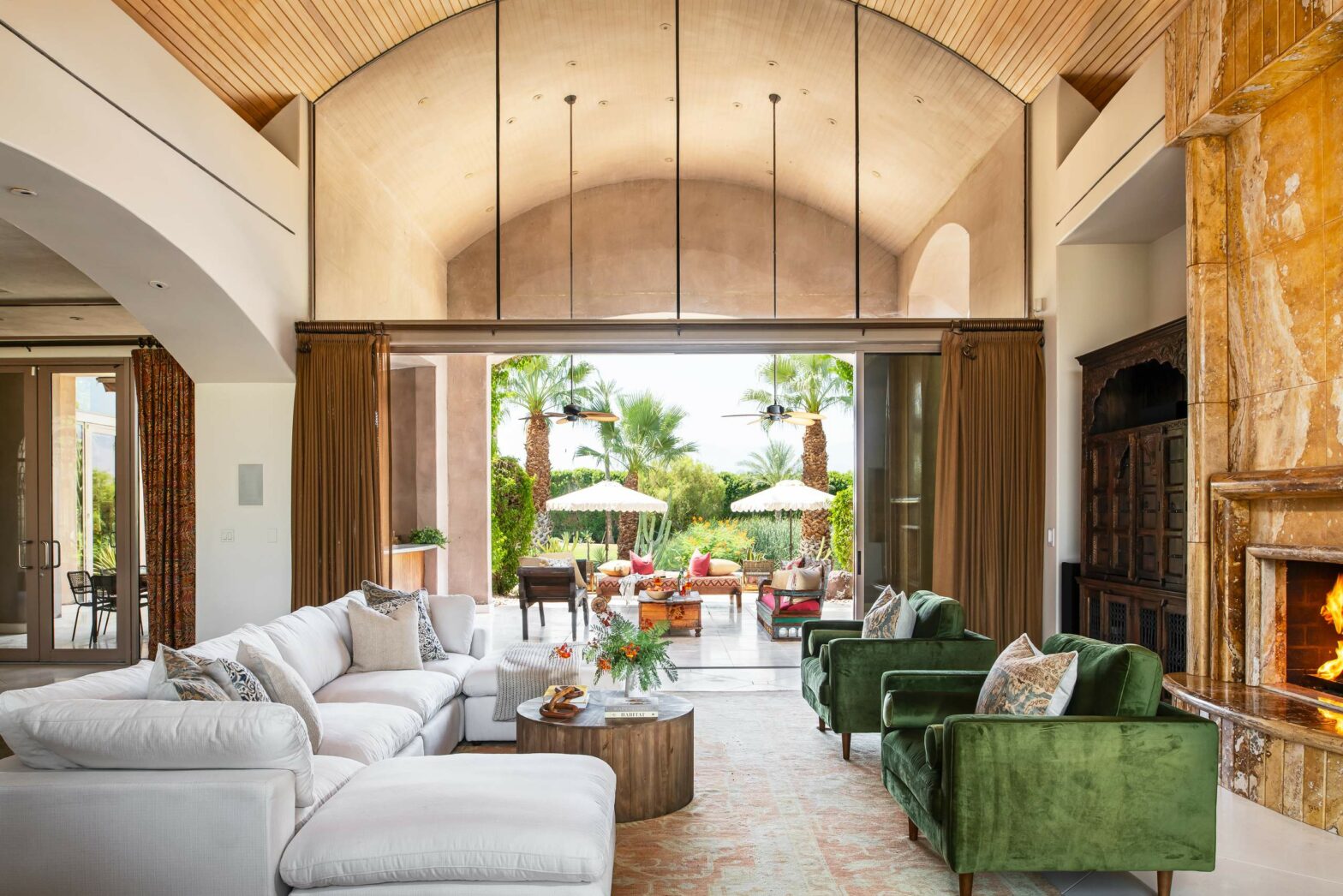 AvantStay Mirabella Coachella living room